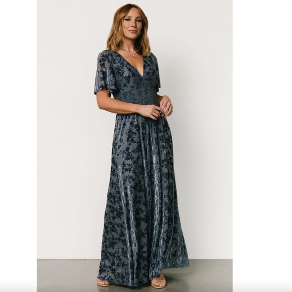 Baltic Born Dresses & Skirts - Baltic Born Veronica Velvet Maxi Dress in Whisper Blue, Size 2X, NWT Wedding